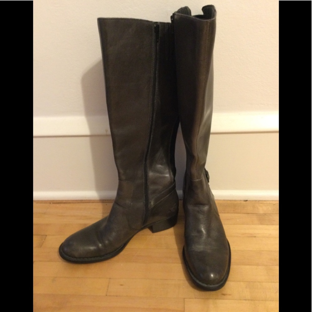 Born knee high leather boots Sz 9.5M, 9 1/2,D78691